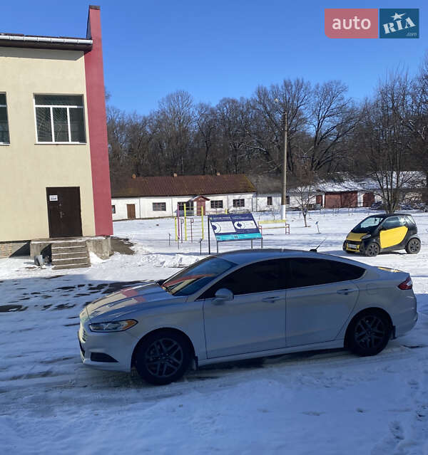 Седан Ford Fusion 2015 в Києві
