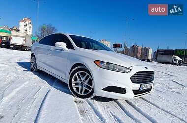 Седан Ford Fusion 2014 в 