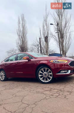 Седан Ford Fusion 2017 в 