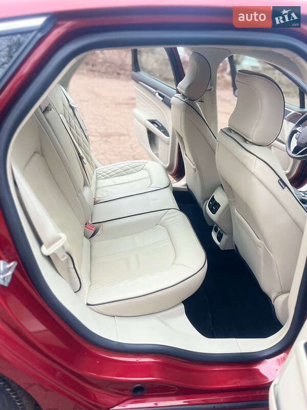 Седан Ford Fusion 2017 в Кривом Роге