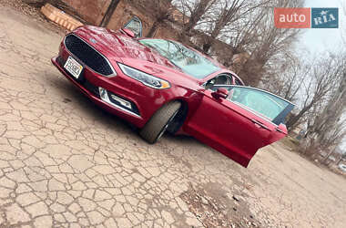 Седан Ford Fusion 2017 в 