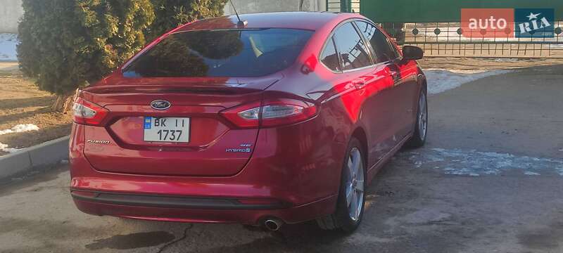 Седан Ford Fusion 2013 в Ровно