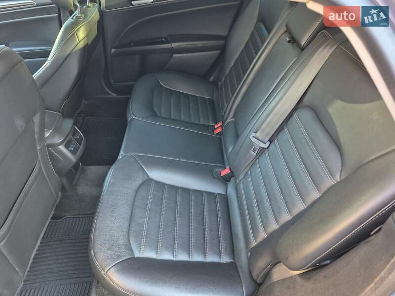 Седан Ford Fusion 2014 в Миколаєві
