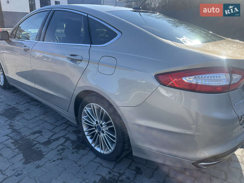 Седан Ford Fusion 2014 в Миколаєві