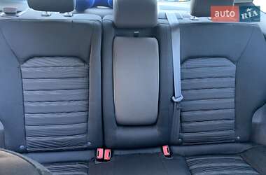 Седан Ford Fusion 2016 в 