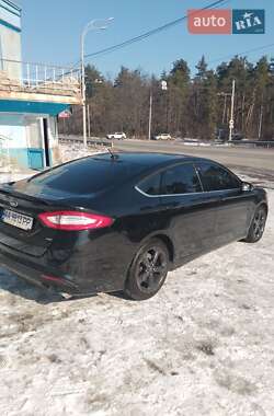 Седан Ford Fusion 2015 в Києві