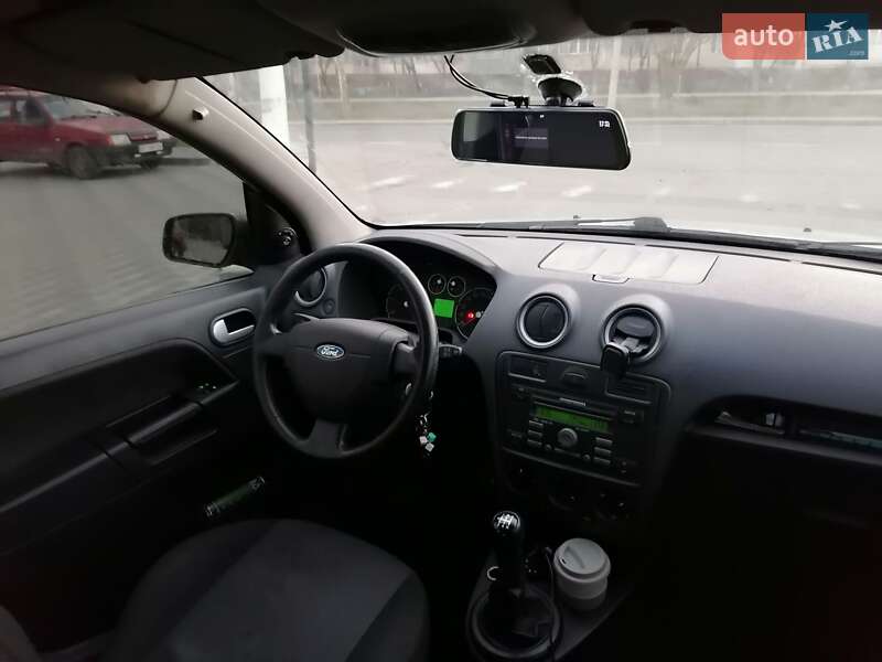 Хэтчбек Ford Fusion 2007 в Коблеве
