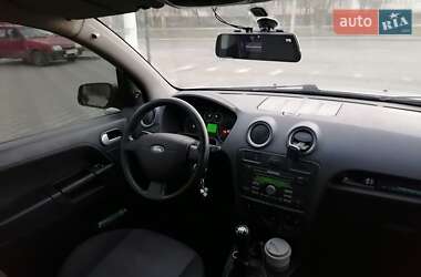 Хэтчбек Ford Fusion 2007 в 
