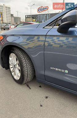 Седан Ford Fusion 2019 в 