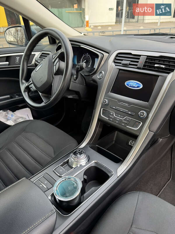 Седан Ford Fusion 2019 в Киеве
