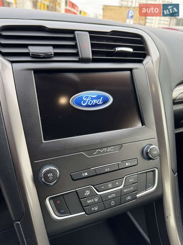 Седан Ford Fusion 2019 в Киеве