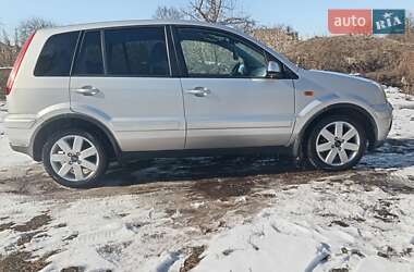 Хэтчбек Ford Fusion 2006 в 