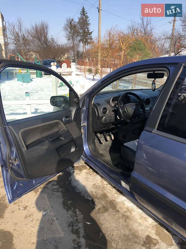 Хетчбек Ford Fusion 2005 в Сумах