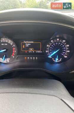 Седан Ford Fusion 2014 в 