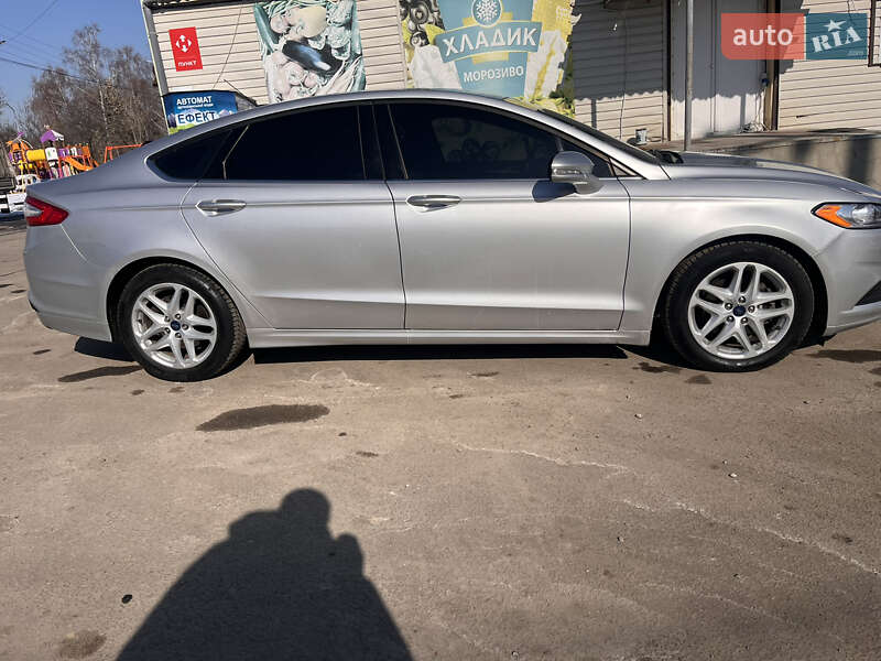 Седан Ford Fusion 2015 в Харкові