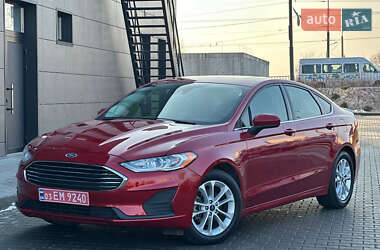 Седан Ford Fusion 2019 в Дніпрі