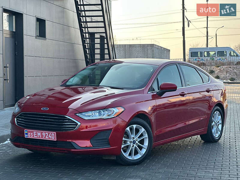 Седан Ford Fusion 2019 в Днепре