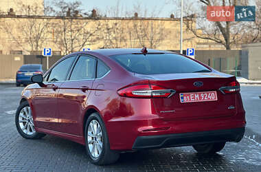 Седан Ford Fusion 2019 в Днепре