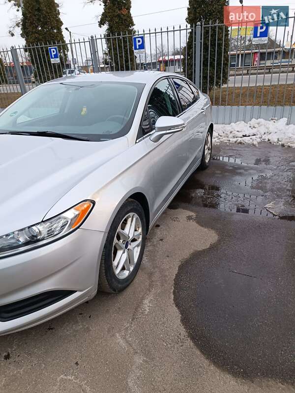 Седан Ford Fusion 2013 в Полтаве