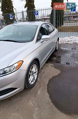 Седан Ford Fusion 2013 в Полтаві