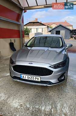 Седан Ford Fusion 2020 в 