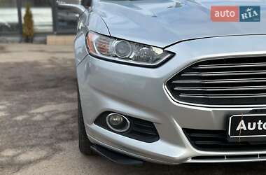 Седан Ford Fusion 2014 в 
