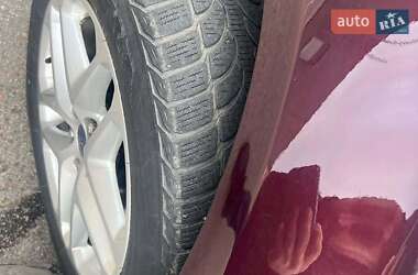 Седан Ford Fusion 2012 в 