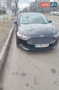 Седан Ford Fusion 2015 в Києві