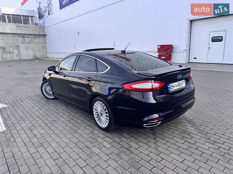Седан Ford Fusion 2016 в Одесі