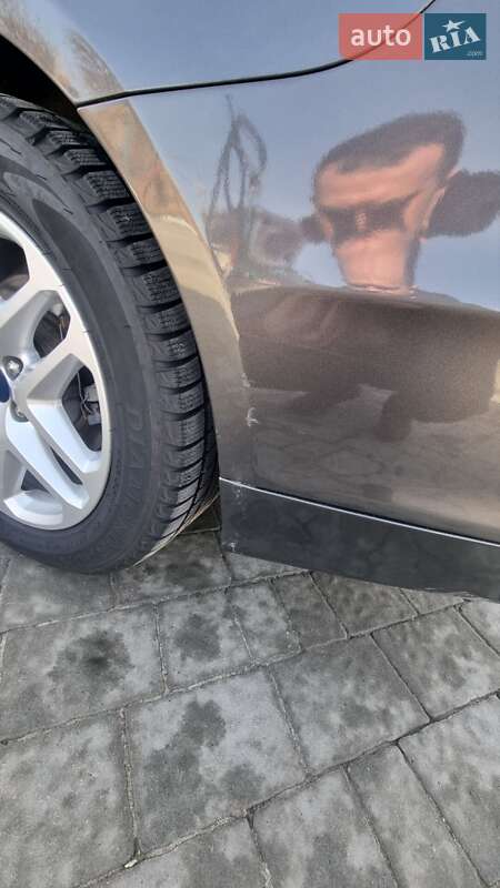 Седан Ford Fusion 2015 в Львові