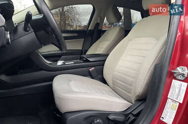 Седан Ford Fusion 2020 в 