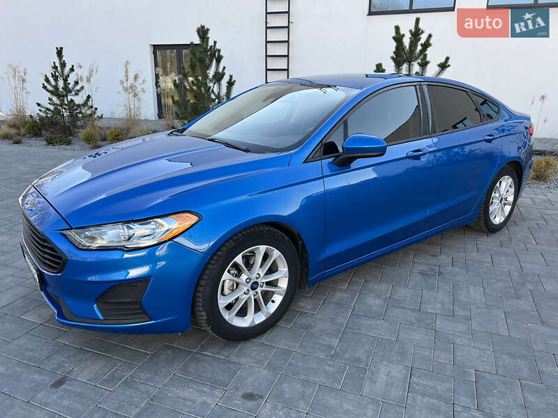 Седан Ford Fusion 2020 в Луцке
