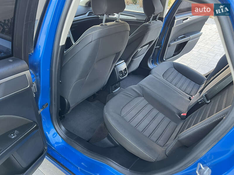 Седан Ford Fusion 2020 в Луцке