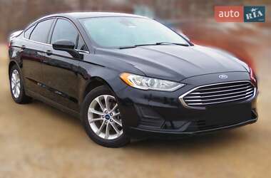 Седан Ford Fusion 2019 в Кропивницком
