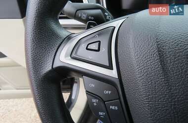 Седан Ford Fusion 2019 в 