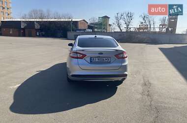Седан Ford Fusion 2015 в 