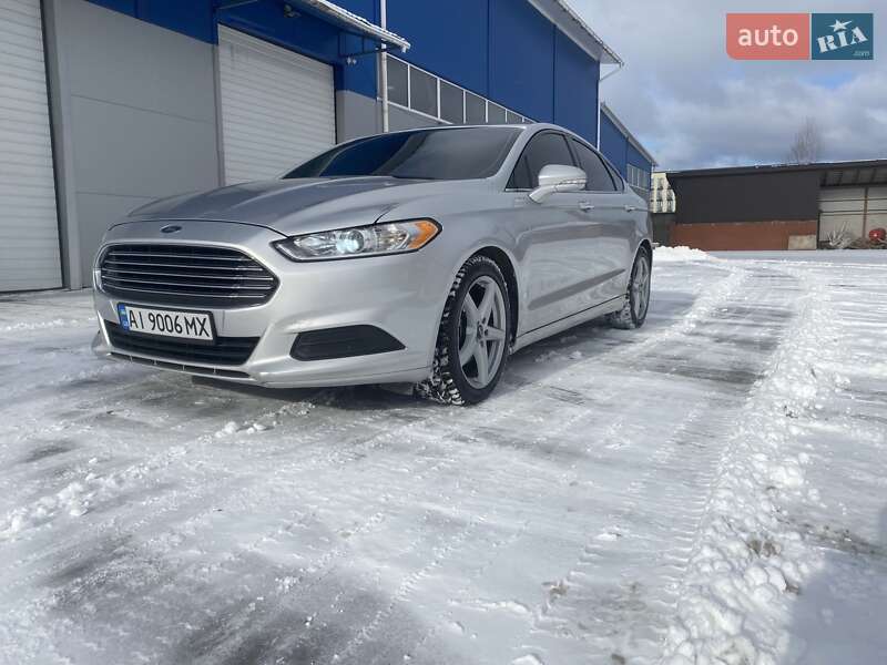 Седан Ford Fusion 2015 в Киеве фото 4 Седан Ford Fusion 2015 в Киеве