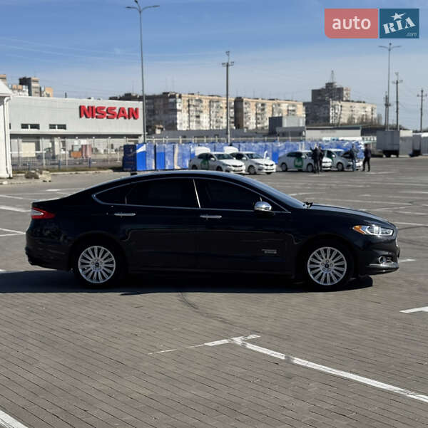 Седан Ford Fusion 2015 в Одессе