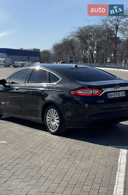 Седан Ford Fusion 2015 в Одессе