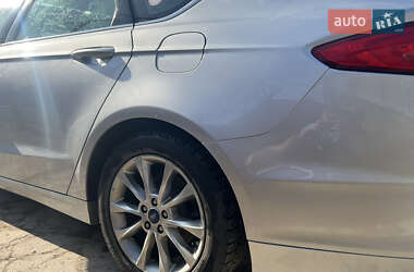 Седан Ford Fusion 2017 в Львові