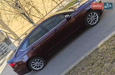 Седан Ford Fusion 2016 в 