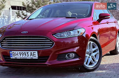 Седан Ford Fusion 2014 в 