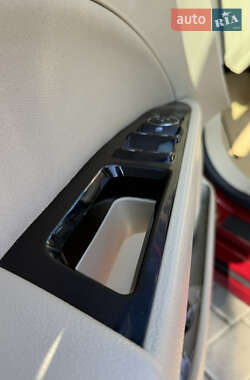 Седан Ford Fusion 2014 в 