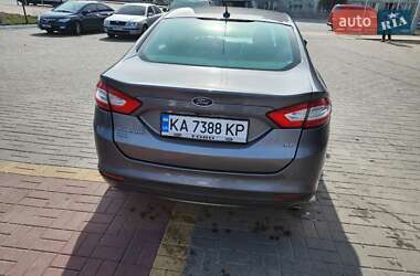 Седан Ford Fusion 2012 в 