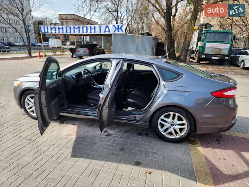 Седан Ford Fusion 2012 в Киеве