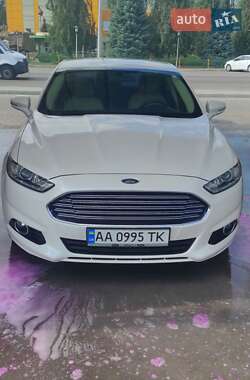Седан Ford Fusion 2014 в 