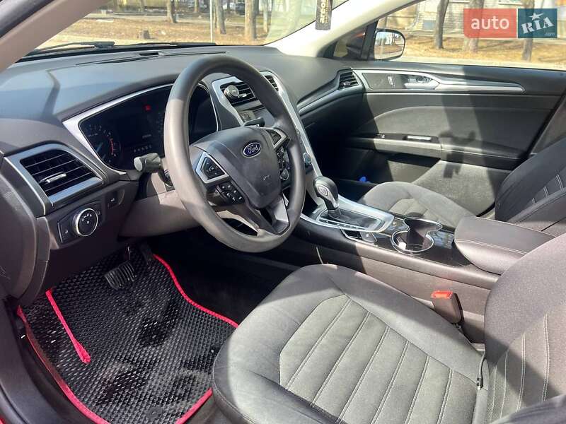 Седан Ford Fusion 2014 в Харкові
