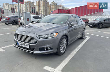 Седан Ford Fusion 2013 в Києві