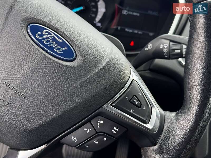 Седан Ford Fusion 2018 в Харькове