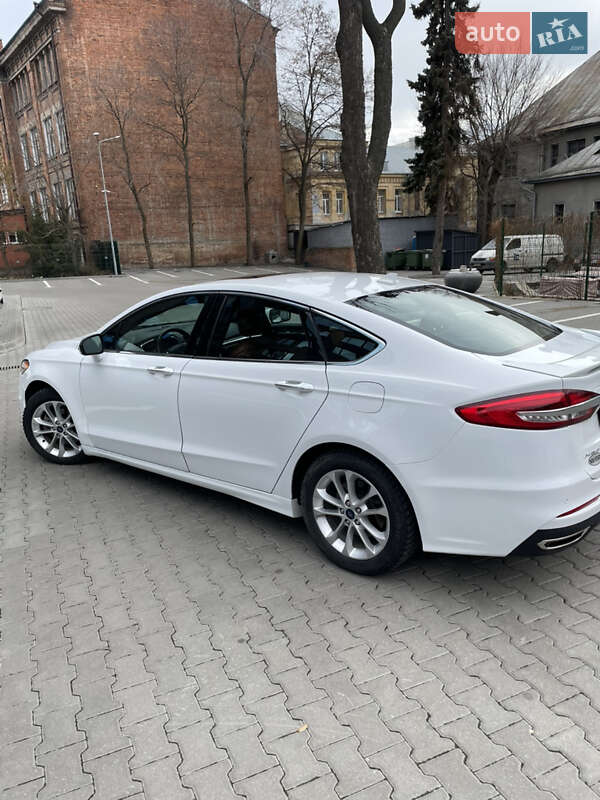 Седан Ford Fusion 2020 в Харькове